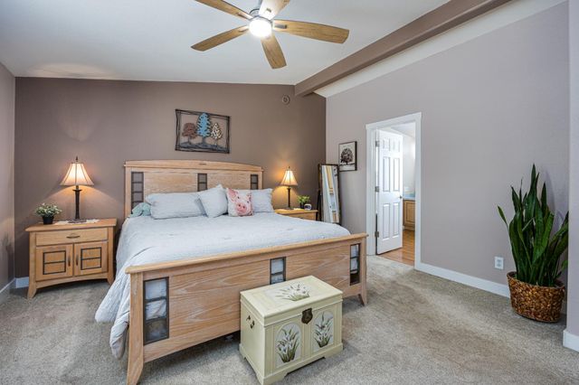 5660 William Ln, Lincoln, CA 95648