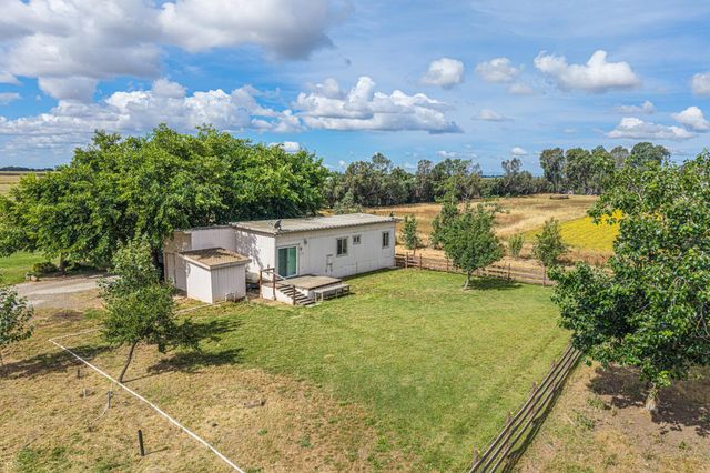 5660 William Ln, Lincoln, CA 95648