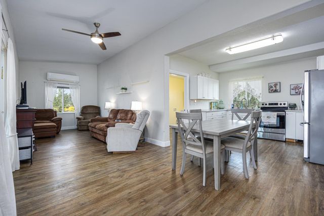 5660 William Ln, Lincoln, CA 95648