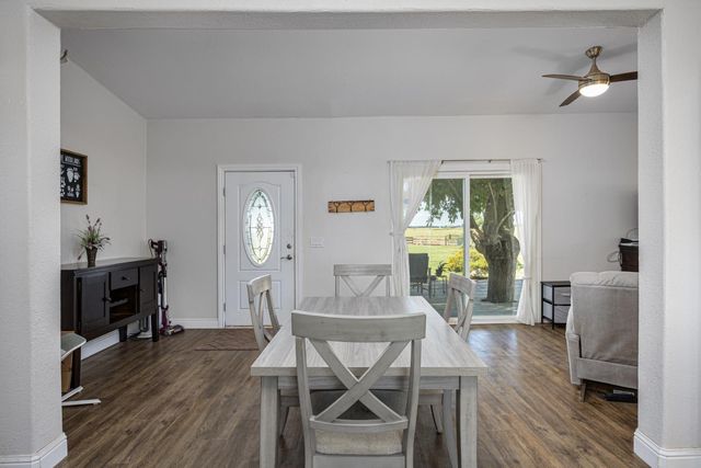 5660 William Ln, Lincoln, CA 95648