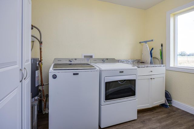 5660 William Ln, Lincoln, CA 95648