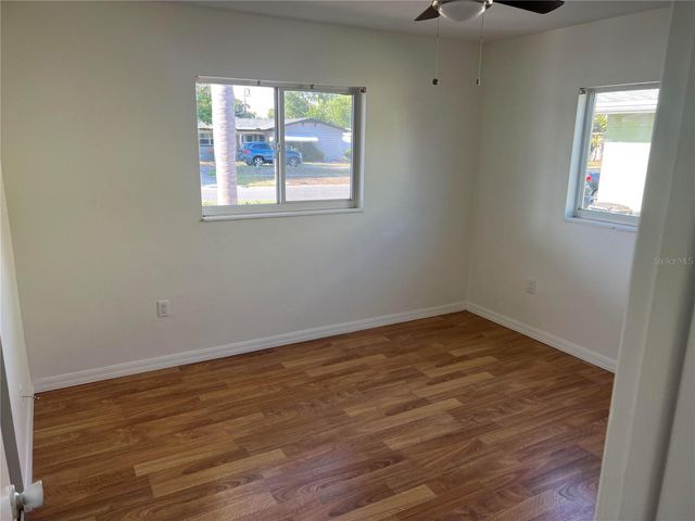 10934 FREEDOM BOULEVARD, Seminole, FL 33772