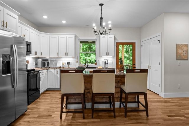 6717 Pilot Dr, Lyles, TN 37098