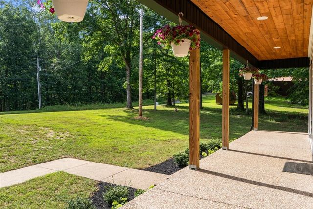 6717 Pilot Dr, Lyles, TN 37098