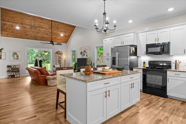 6717 Pilot Dr, Lyles, TN 37098