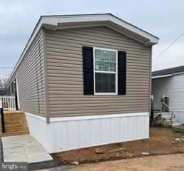 19 CONESTOGA MNR, Leola, PA 17540