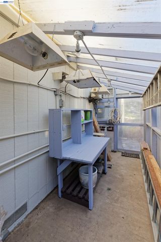 4903 Stoneridge Ct, Oakland, CA 94605