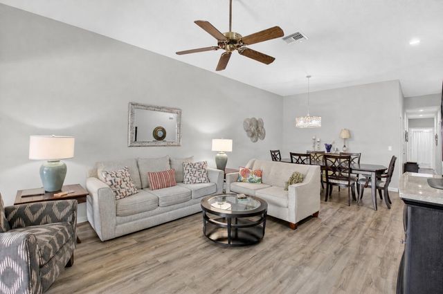 8446 Vía Serena, Boca Raton, FL 33433