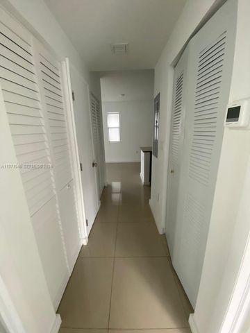 423 E 27th St 102, Hialeah, FL 33013