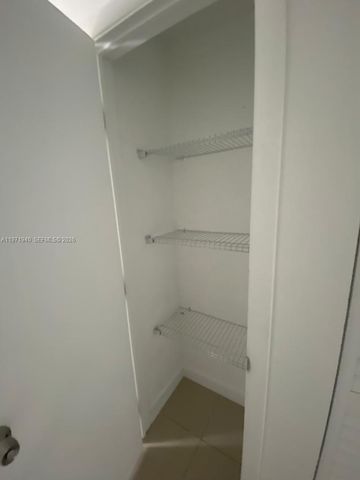 423 E 27th St 102, Hialeah, FL 33013