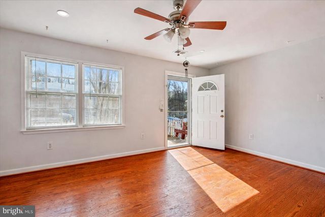 4136 FERRARA TER, Woodbridge, VA 22193