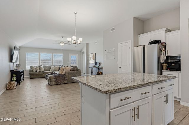 13912 LOREINA LUZ Avenue, El Paso, TX 79928