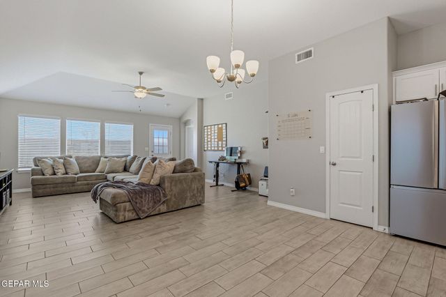 13912 LOREINA LUZ Avenue, El Paso, TX 79928