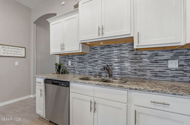 13912 LOREINA LUZ Avenue, El Paso, TX 79928