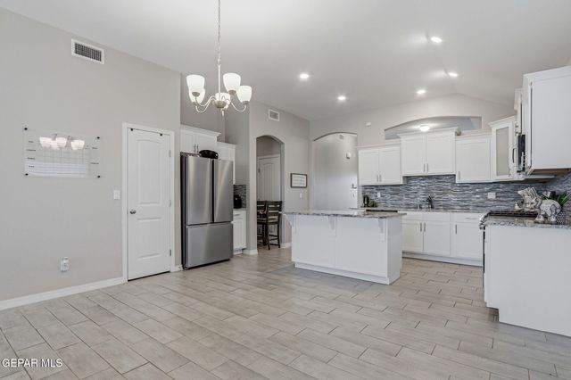 13912 LOREINA LUZ Avenue, El Paso, TX 79928