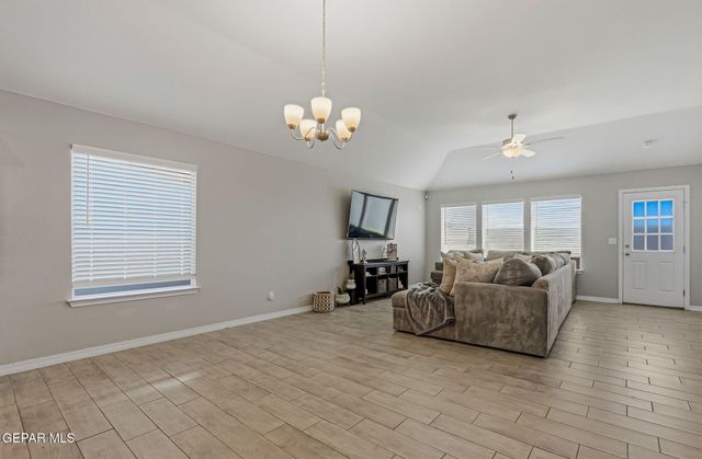 13912 LOREINA LUZ Avenue, El Paso, TX 79928