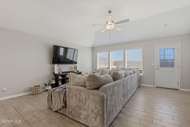 13912 LOREINA LUZ Avenue, El Paso, TX 79928