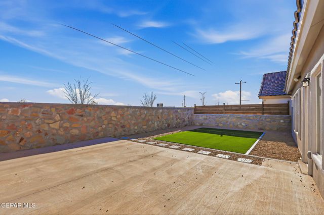 13912 LOREINA LUZ Avenue, El Paso, TX 79928