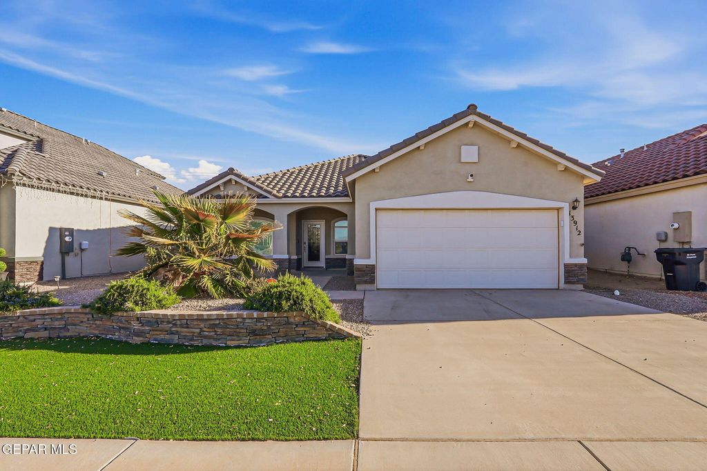 13912 LOREINA LUZ Avenue, El Paso, TX 79928