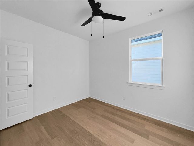 1810 E Fiji Street, Fayetteville, AR 72701