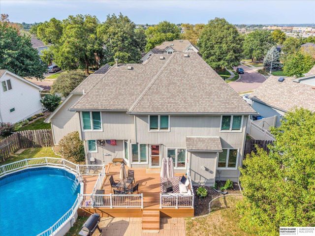 1117 Creighton Road, Papillion, NE 68046