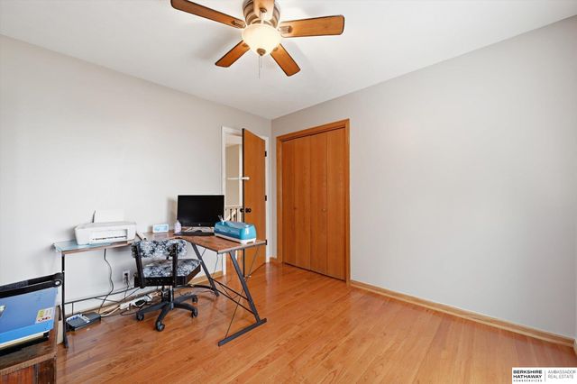 1117 Creighton Road, Papillion, NE 68046
