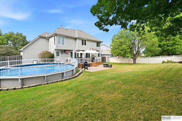 1117 Creighton Road, Papillion, NE 68046