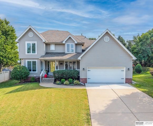 1117 Creighton Road, Papillion, NE 68046