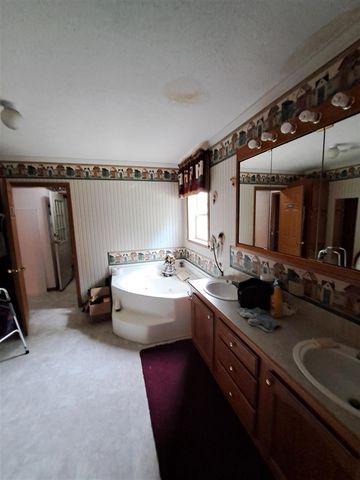 3417 M-67, Chatham, MI 49816