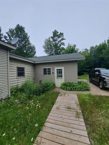 3417 M-67, Chatham, MI 49816