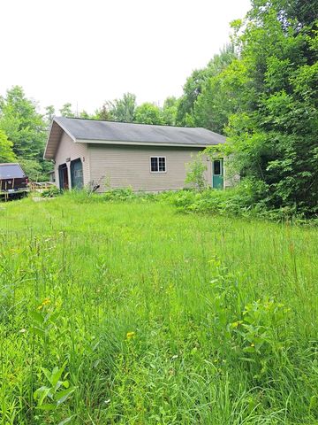 3417 M-67, Chatham, MI 49816