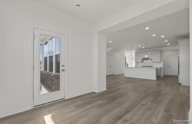 5570 E Spaniel Drive, Ann Arbor, MI 48108