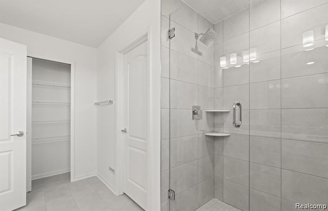 5570 E Spaniel Drive, Ann Arbor, MI 48108