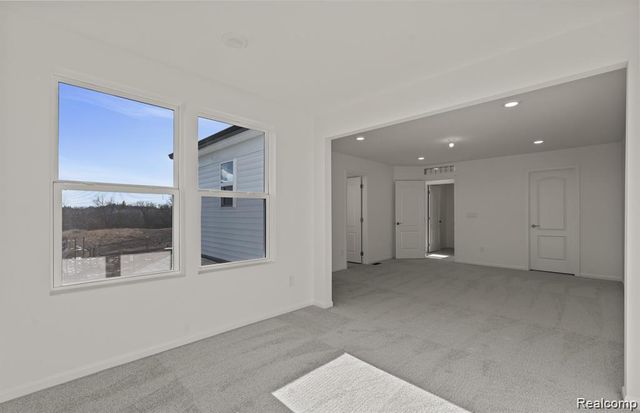 5570 E Spaniel Drive, Ann Arbor, MI 48108