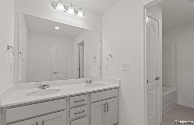 5570 E Spaniel Drive, Ann Arbor, MI 48108