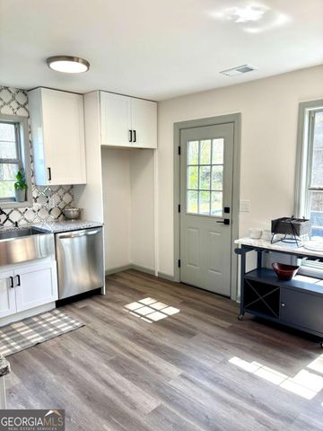 1327 Laura Lane, Austell, GA 30168