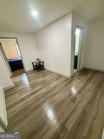 1327 Laura Lane, Austell, GA 30168