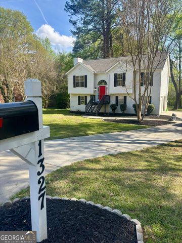 1327 Laura Lane, Austell, GA 30168