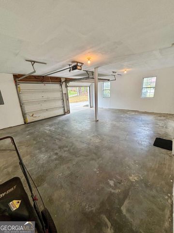 1327 Laura Lane, Austell, GA 30168