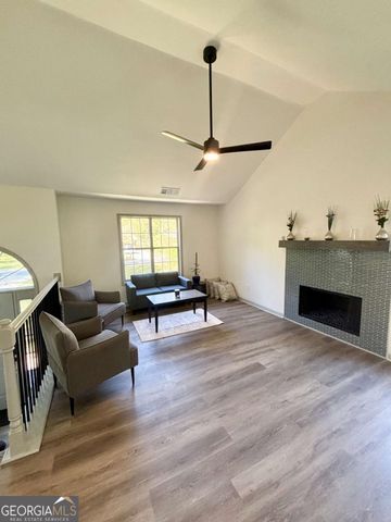 1327 Laura Lane, Austell, GA 30168