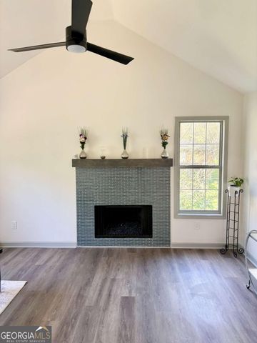 1327 Laura Lane, Austell, GA 30168