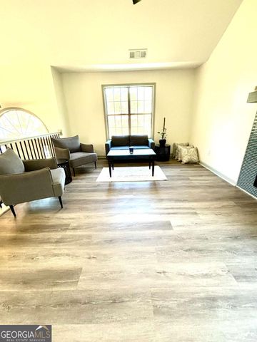 1327 Laura Lane, Austell, GA 30168