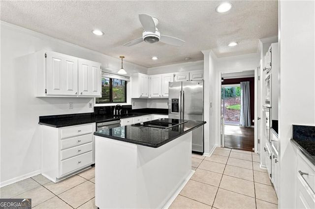 715 Lake Top Way, Roswell, GA 30076