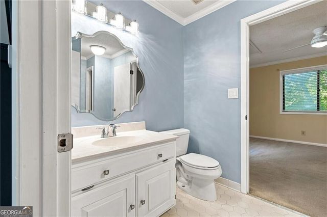 715 Lake Top Way, Roswell, GA 30076