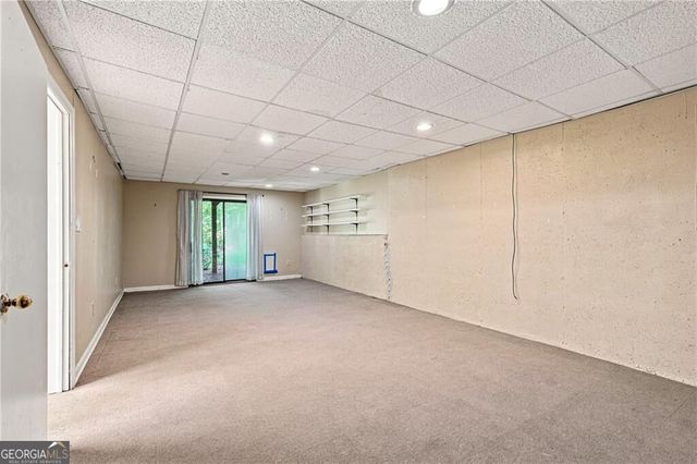 715 Lake Top Way, Roswell, GA 30076