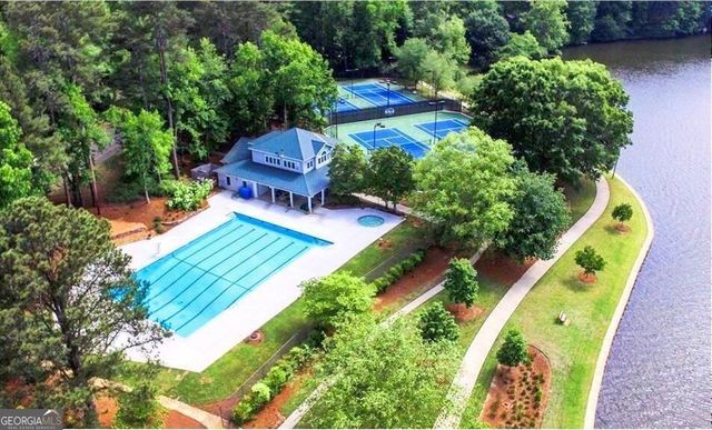 715 Lake Top Way, Roswell, GA 30076