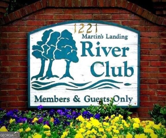 715 Lake Top Way, Roswell, GA 30076