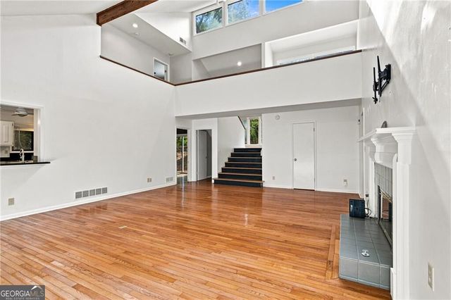 715 Lake Top Way, Roswell, GA 30076