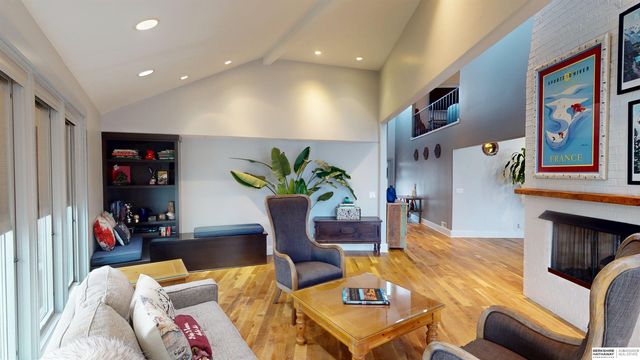 106 Abbey Landing, Valley, NE 68064