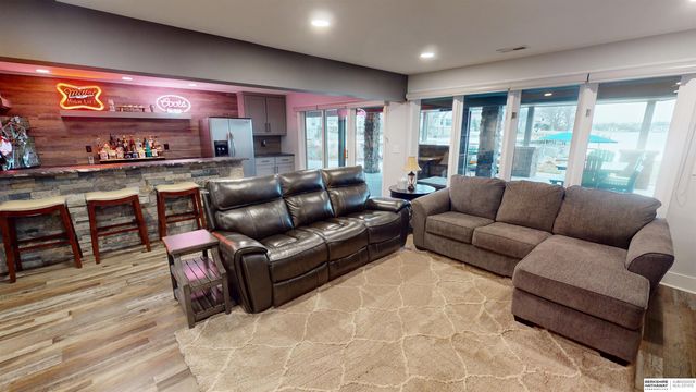 106 Abbey Landing, Valley, NE 68064